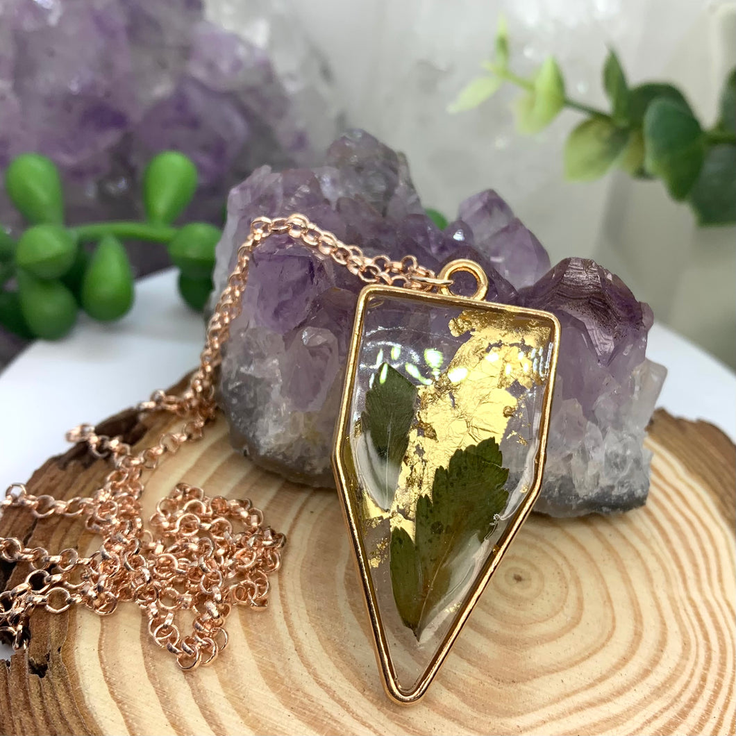 Gold and Leaves Necklace